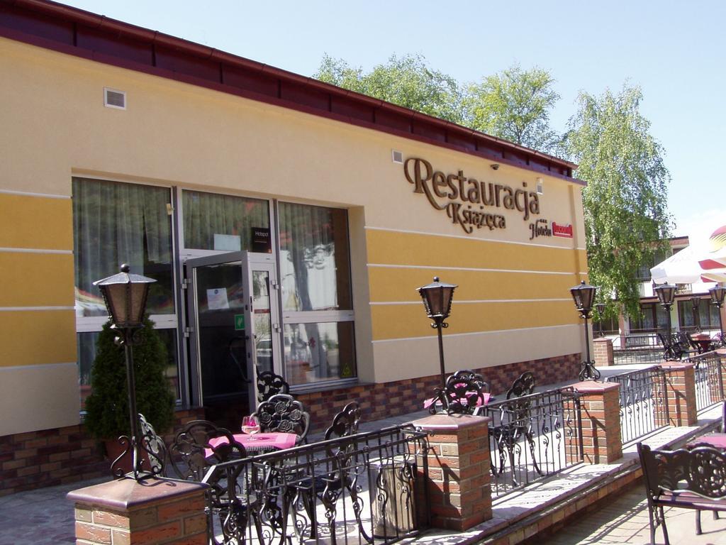 Hotel Wodnik Леба Экстерьер фото