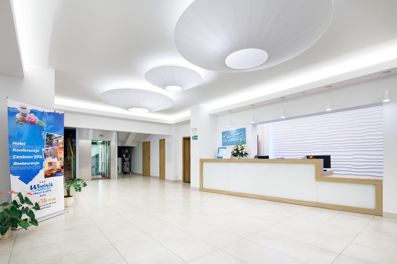 Hotel Wodnik Леба Экстерьер фото