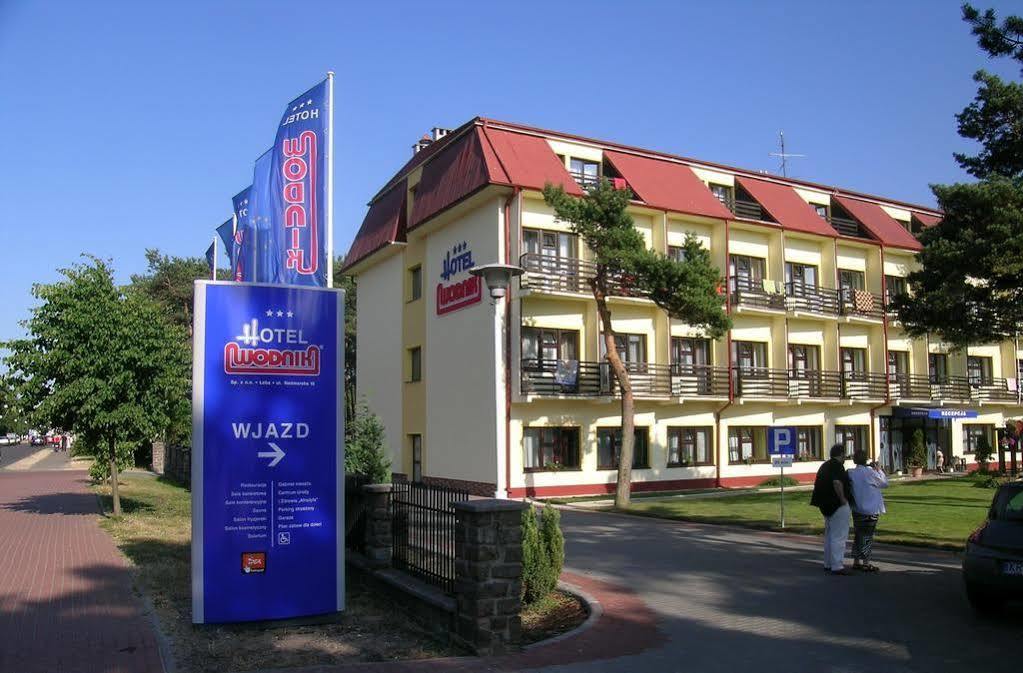 Hotel Wodnik Леба Экстерьер фото
