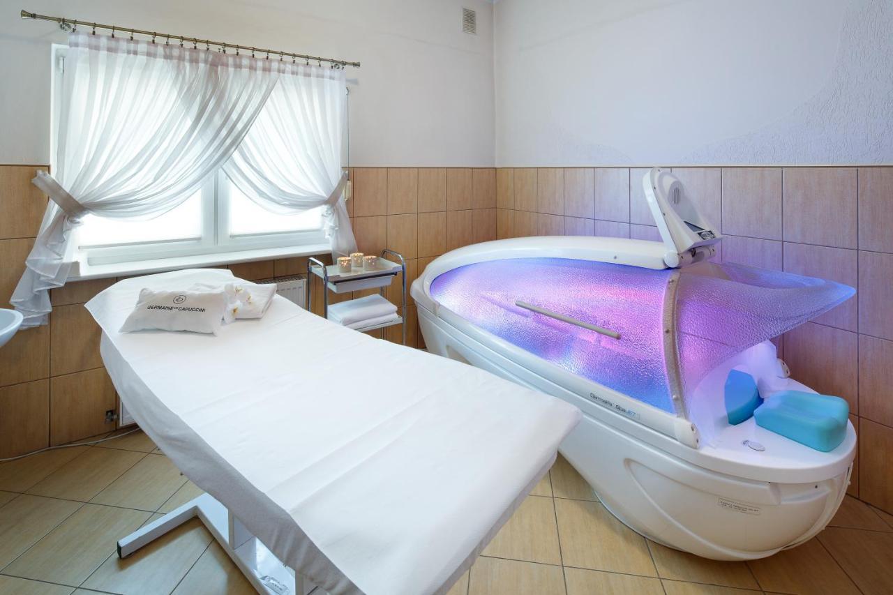 Hotel Wodnik Леба Экстерьер фото